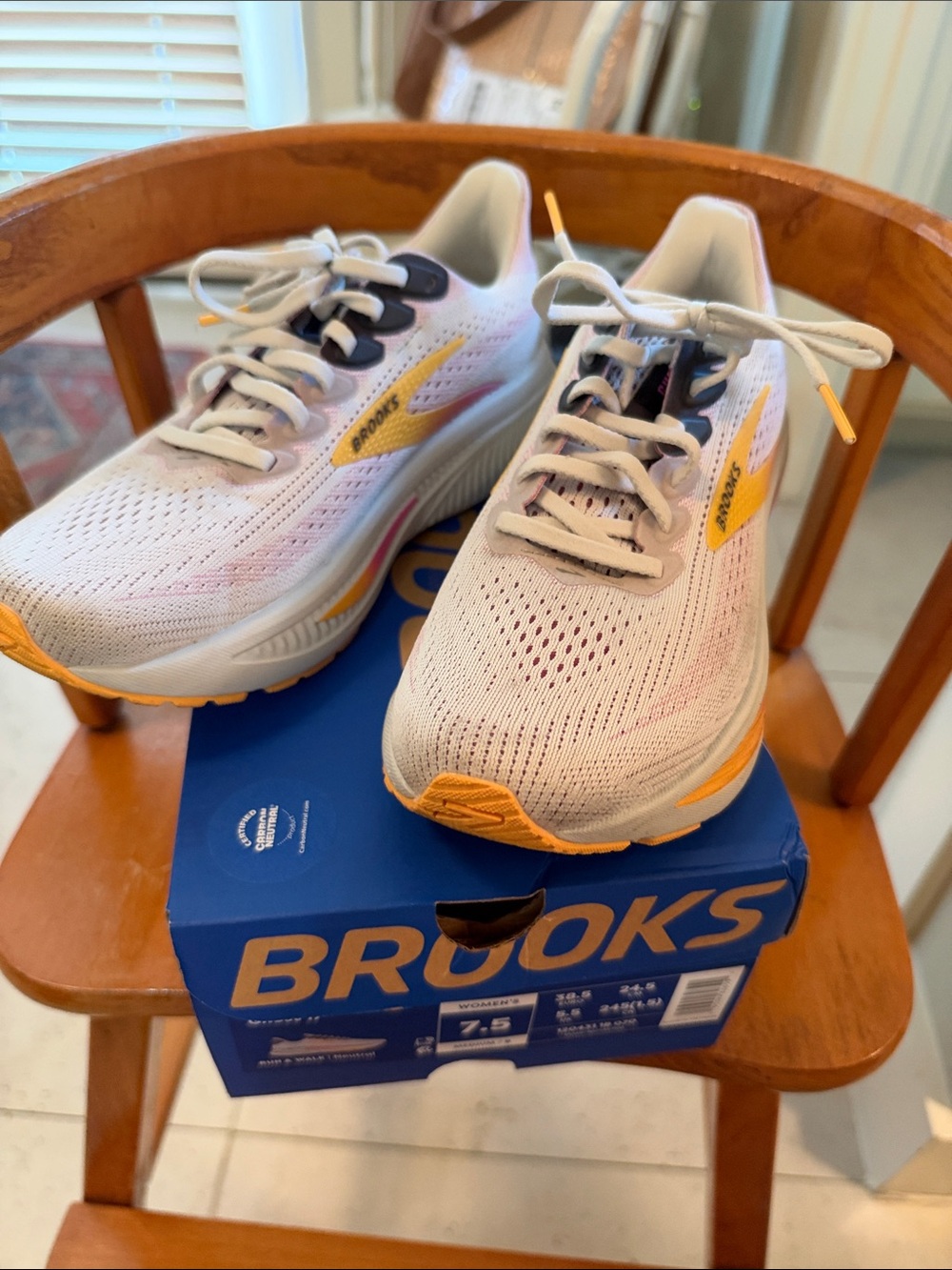 Brooks women’s White and Yellow Lace-Up Sneakers